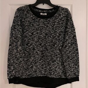 Women's Black and White Sweater